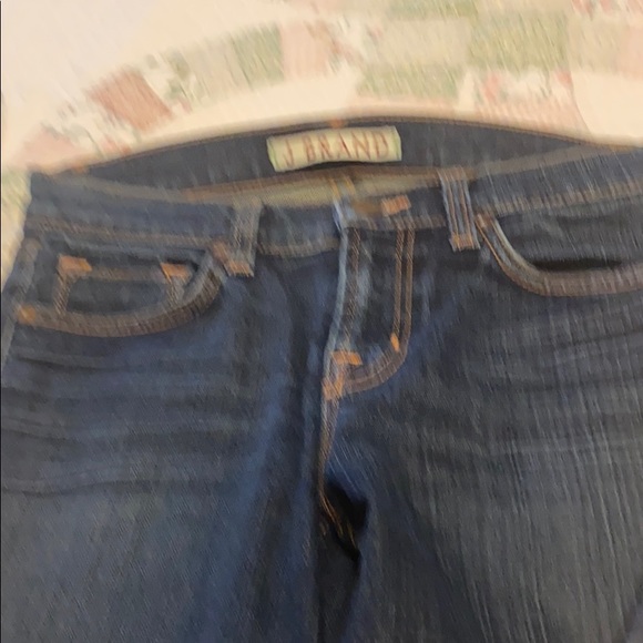 J Brand size 26 straight leg dark rinse - Picture 3 of 3